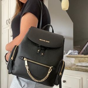 Michael Kors Brooklyn Medium Pebbled Leather Backpack - Black